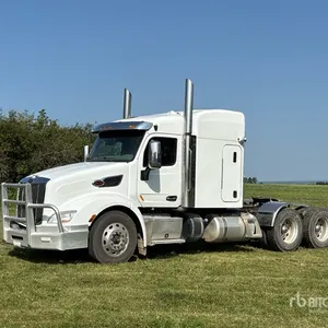 2017 Peterbilt 579 6x4 T/A Sleeper Truck Tractor