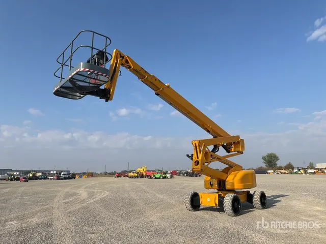2018 Nifty-Lift NL HR 28 Hybrid 4x4 Telescopic Boom Lift