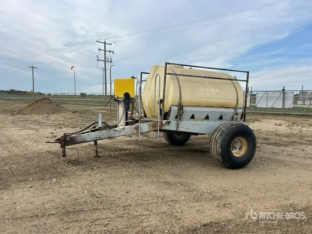 Fab Tec 1200 1200 gal S/A Water Tank