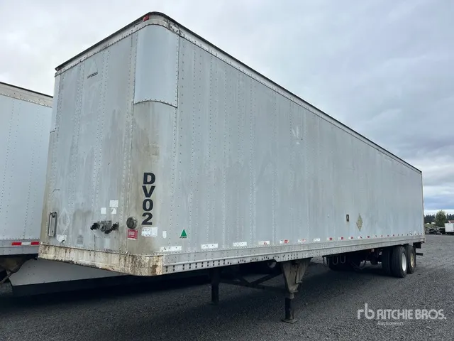 2000 Hyundai V12480152JS 48 ft x 102 in T/A Van Trailer