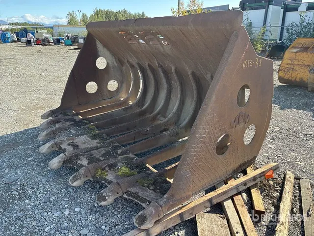 MPM 140 in Q/C Skeleton Wheel Loader Bucket