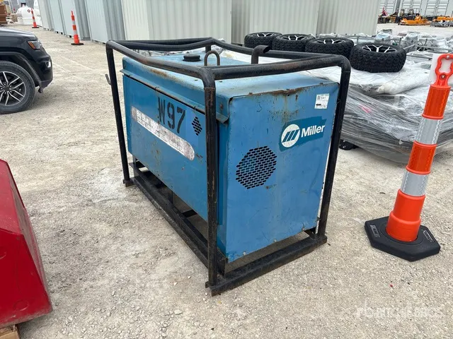 1993 Miller Big Blue 400D Skid-Mounted Engine Driven Welder