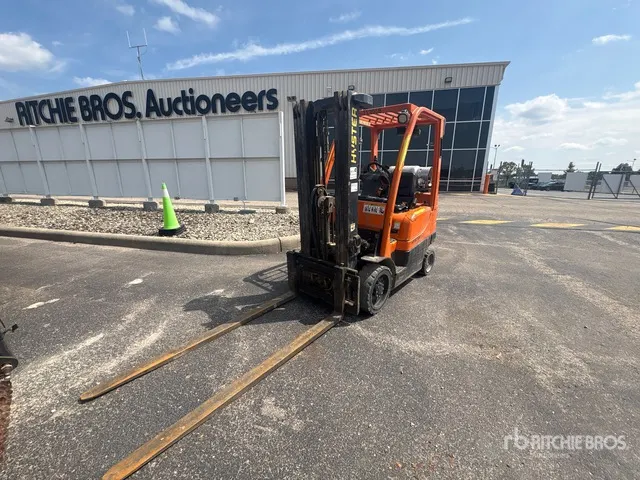 2010 Hyster S50FT 5000 lb Pneumatic Tire Forklift