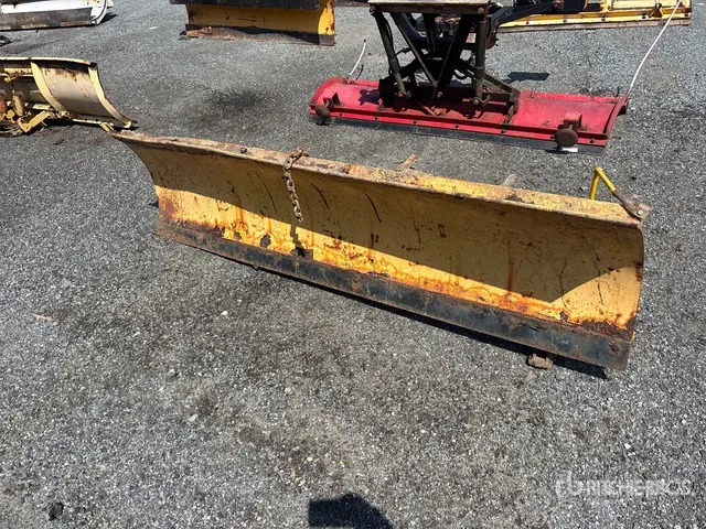 Meyer 7 ft 6 in 2 Way Snow Plow