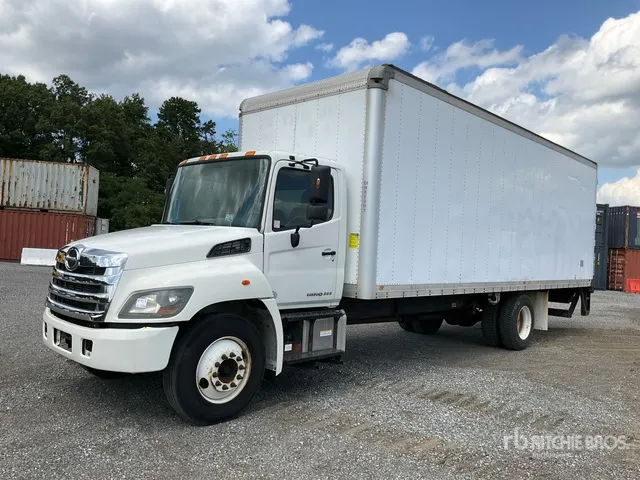 2014 Hino 268 4x2 Van Truck