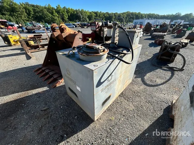 Transcube 250 gal Steel Fuel Tank