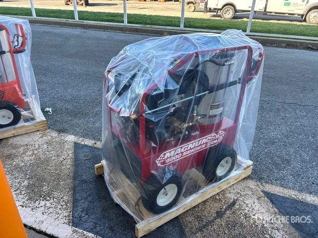Easy-Kleen Magnum Gold Pressure Washer (Unused)