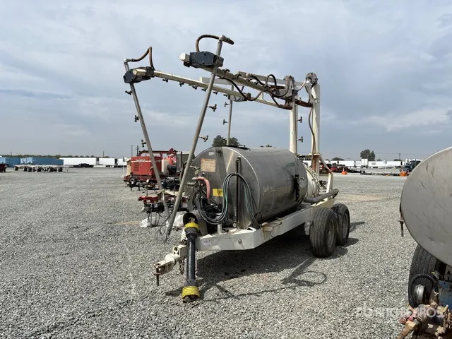 Turbo Mist 30 ft T/A Pull-Type Sprayer