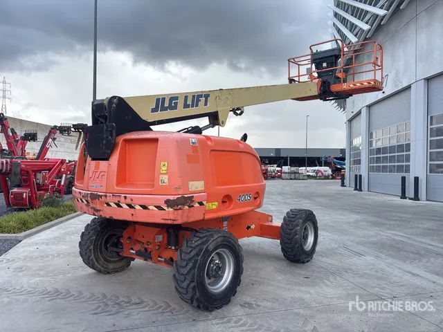2014 JLG 400S 4WD Diesel Telescopic Boom Lift