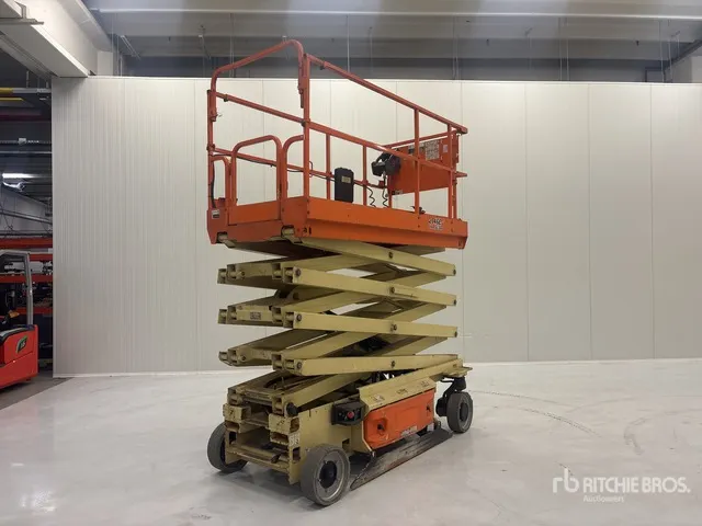 2016 JLG 2646ES Electric Scissor Lift