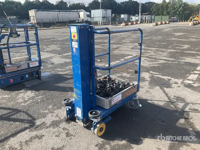 Power Tower Nano Vertical Mast Lift (Inoperable)