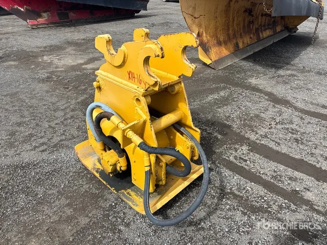 Plate Compactor Attachment - Fits Loader Backhoe