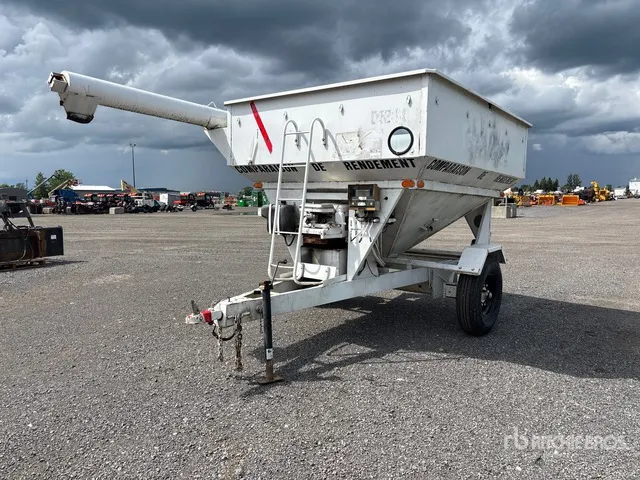 1986 Artis 8 ft Weigh Wagon Seed Tender