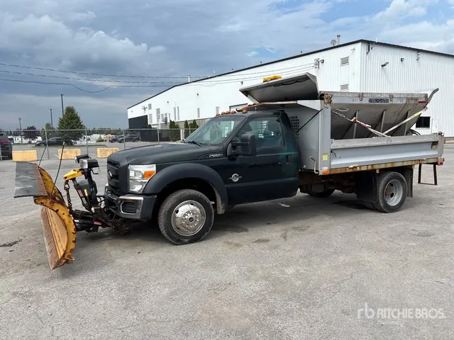 2015 Ford F-550 4x2 Snow Plow Truck