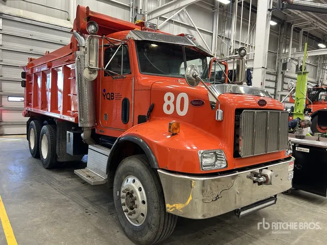 2004 Peterbilt 330 6x4 Spreader Truck