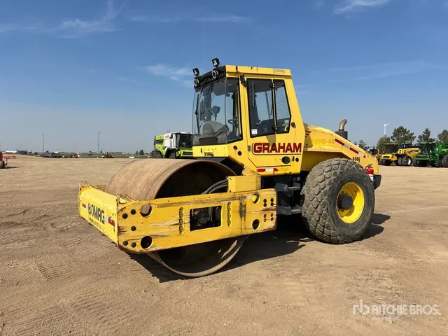 2012 Bomag BW211D Smooth Drum Compactor