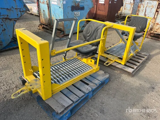 Quantity of (2) 2013 Müller 460 401 000 Elevated Machinery Seat