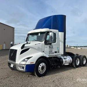 2022 Volvo VNR300 6x4 T/A Day Cab Truck Tractor