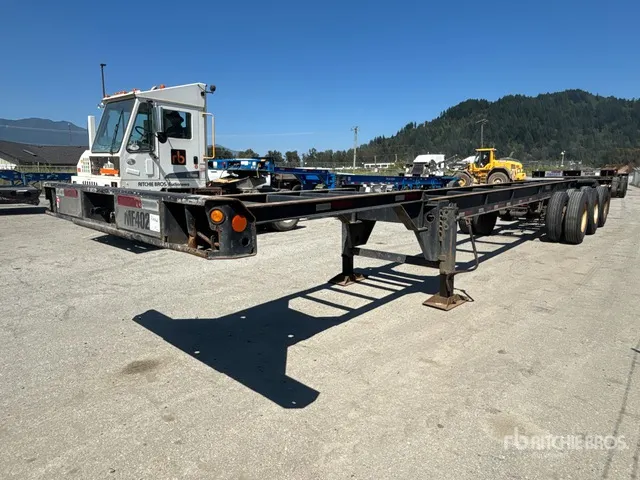 2006 Hyundai 40 ft Tri/A Container Trailer
