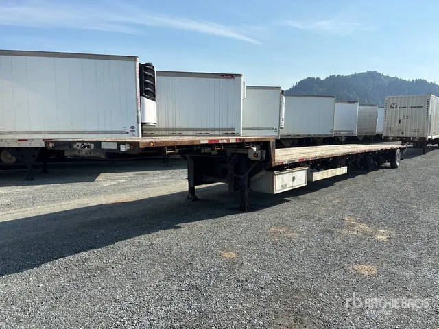 2013 Lode King 53 ft Tri/A Step Deck Trailer