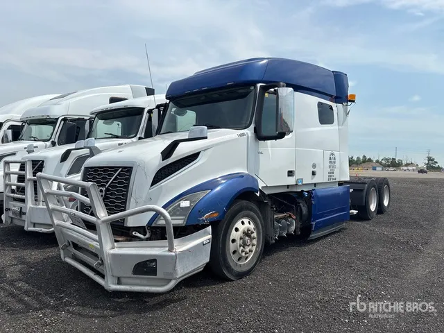 2019 Volvo VNL760 6x4 T/A Sleeper Truck Tractor