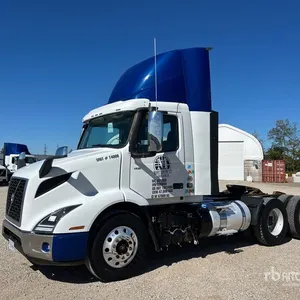 2022 Volvo VNR300 6x4 T/A Day Cab Truck Tractor