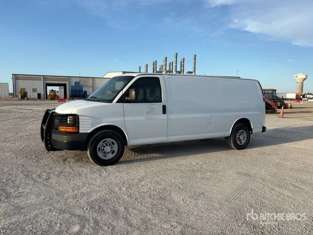 2016 Chevrolet Express 3500 Cargo Van