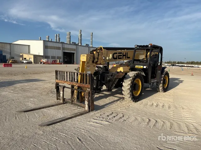 2018 Gehl RS10-55 Telehandler