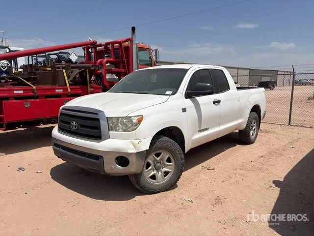 2010 Toyota Tundra 4x4 Extended Cab Pickup (Inoperable)