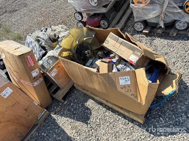 Quantity of Samsung and Cummins Parts for Excavator
