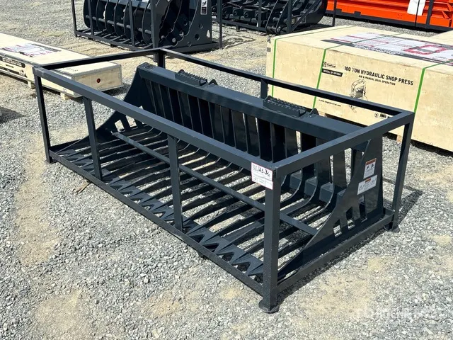 StanForge SB72 72 in Skeleton Skid Steer Bucket (Unused)