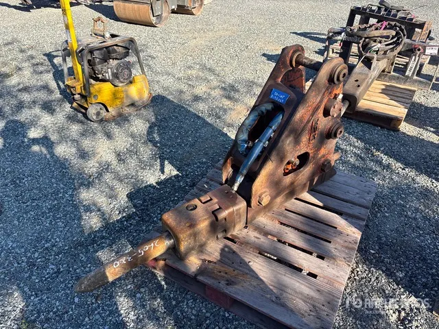 Hydraulic Breaker