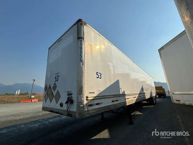 2013 Manac 53 ft x 102 in T/A Van Trailer