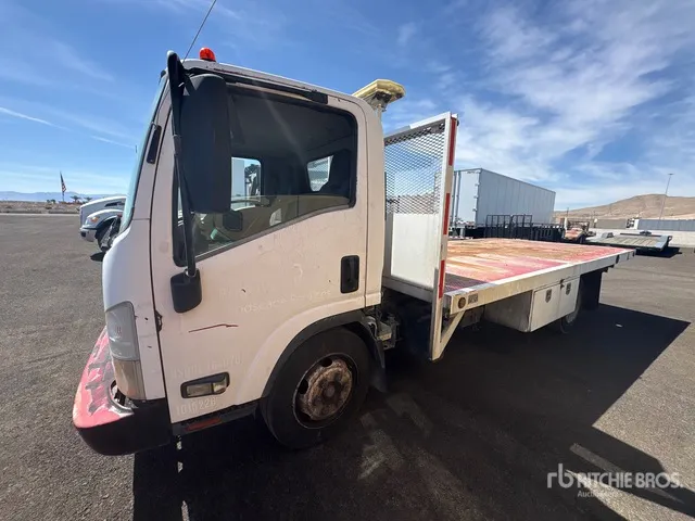 2012 Isuzu NQR 4x2 Flatbed Truck