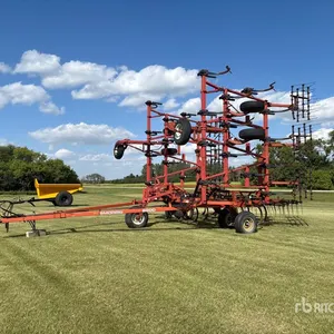 2000 Morris 8900 40 ft Cultivator