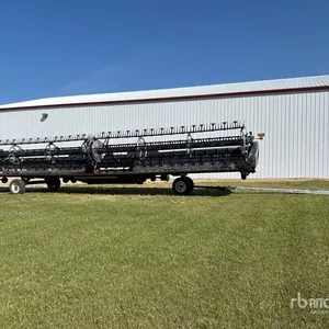 2022 MacDon FD240 40 ft Flex Draper Combine Header