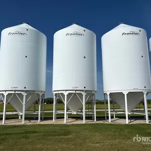 Meridian M1620 +/- 4100 bu Smooth Wall Grain Bin