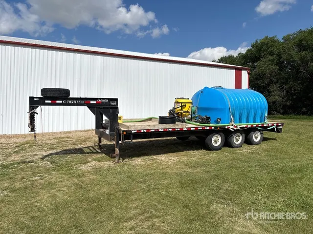 2002 Trailtech H370 24 ft Tri/A Gooseneck Flatbed Trailer
