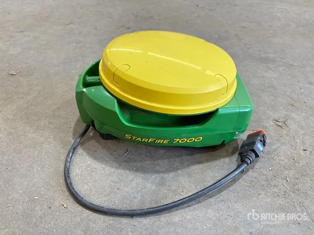 John Deere StarFire 7000 GNSS Receiver