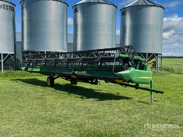 2008 John Deere 936D 36 ft Draper Combine Header