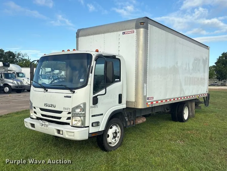 2019 Isuzu NPR box truck