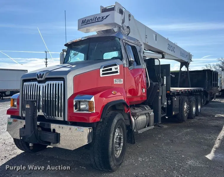 2019 Western Star 4700 crane truck