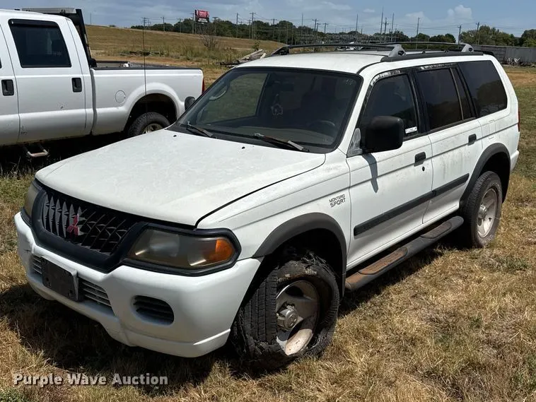 2000 Mitsubishi Montero Sport SUV