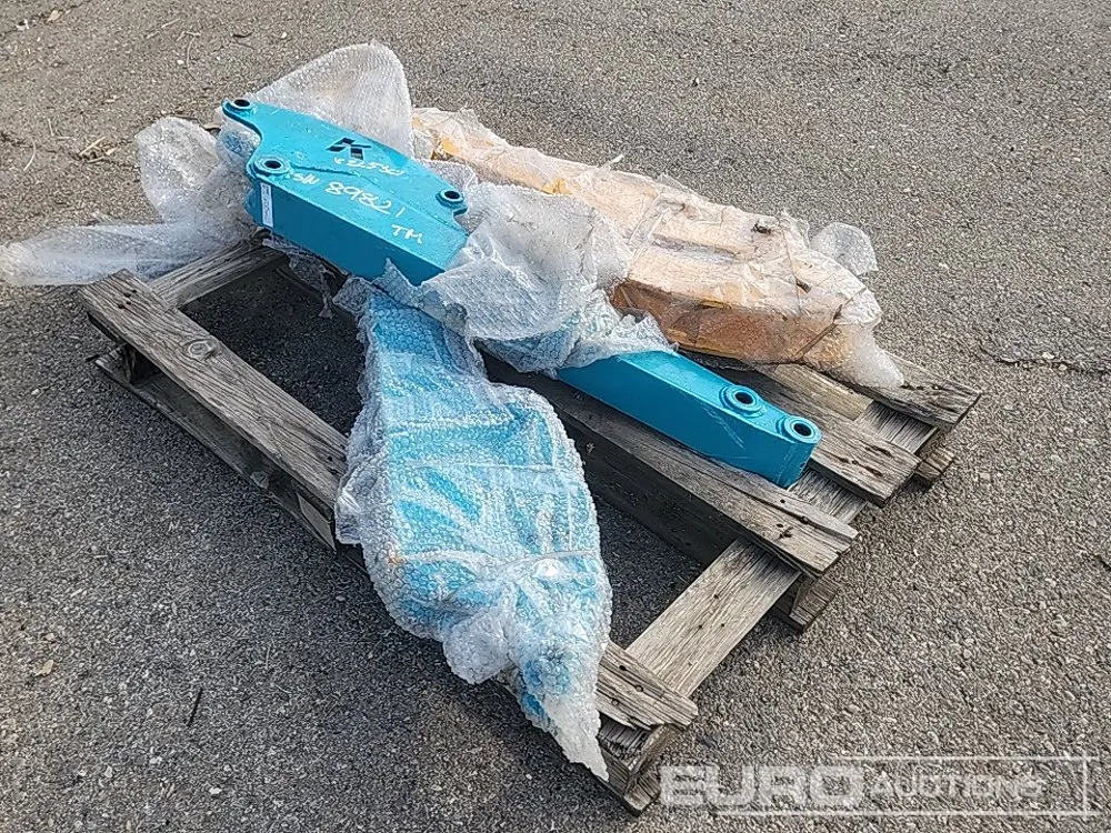 Unused DIGGO Bucket Rod to Suit Mini Excavator (3 of)