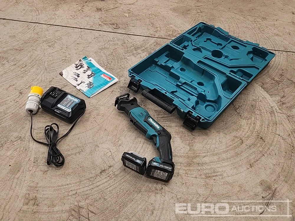 Unused Makita RJ03R1 12 Volt Cordless Reciprocating Saw, Charger & Batteries (2 of)