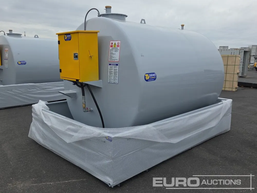 DEMO TANKS 9000L Skid Mounted Diesel Tank