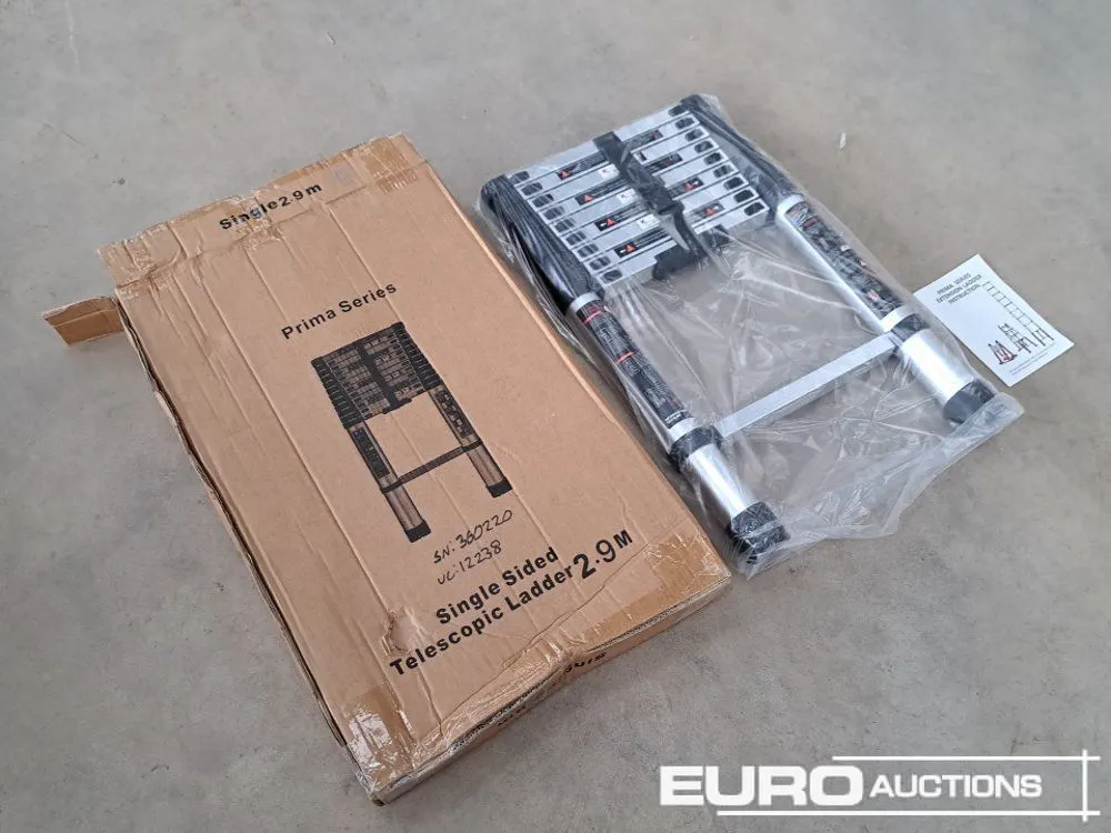Unused 2.9m Telescopic Ladder (2 of)