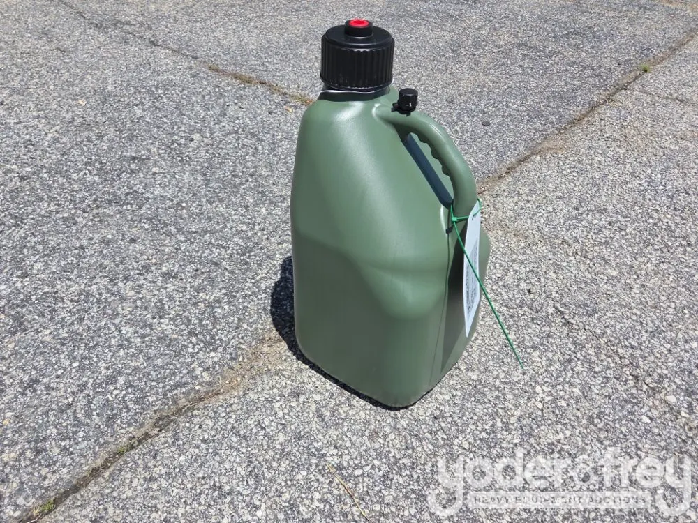 Unused 5 Gal Liquid Utility Jug- Green