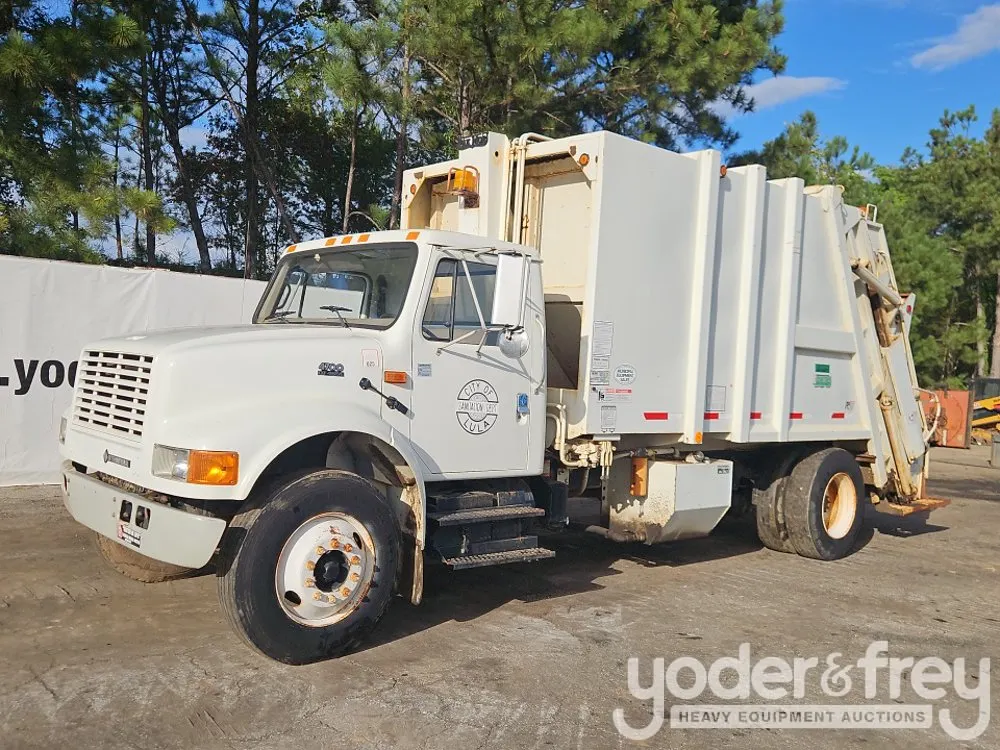 2001 International 4700