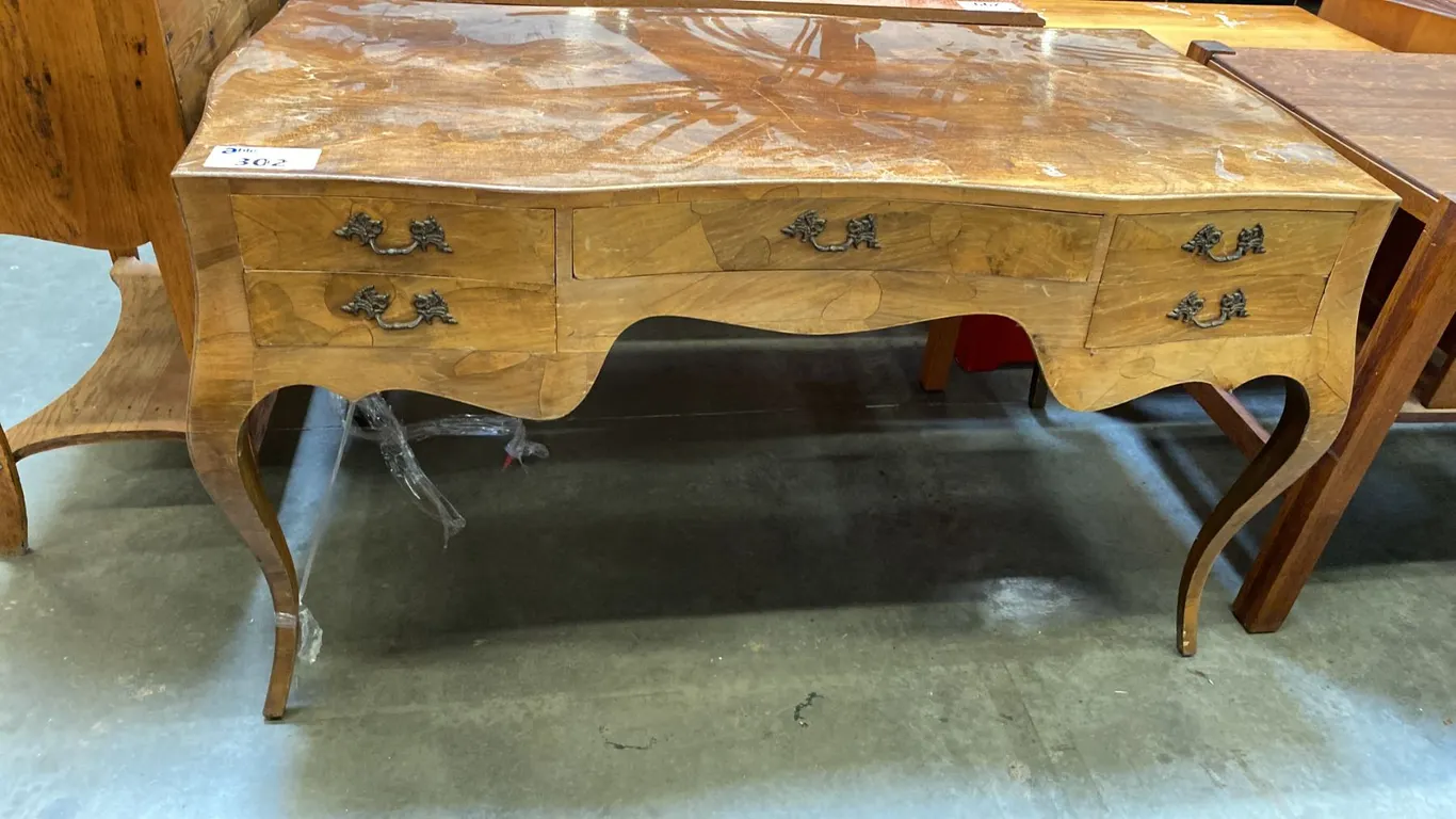 EARLY 1900"S 5 DRAWER DESK